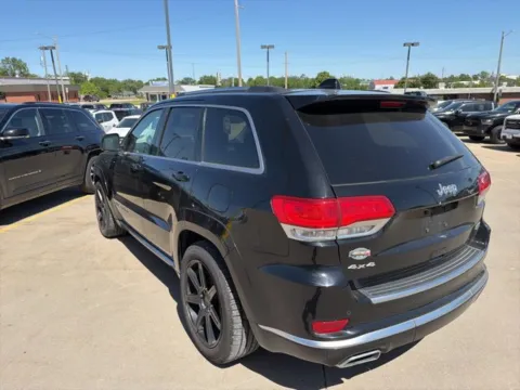 More photos of 2017 Jeep Grand Cherokee Summit at MAG CDJR, MO