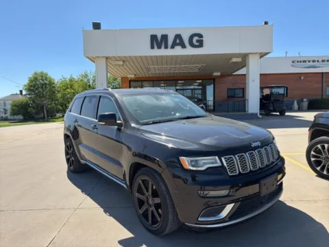 Black 2017 Jeep Grand Cherokee Summit for sale in Chillicothe, MO