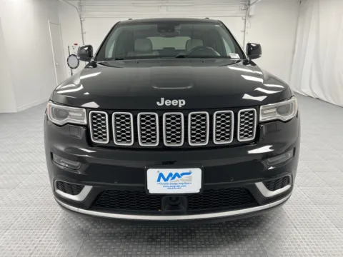 Photos of 2017 Jeep Grand Cherokee Summit for sale in Chillicothe, MO at MAG CDJR