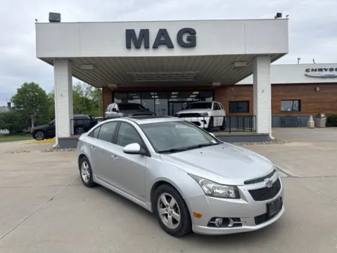 Silver 2014 Chevrolet Cruze 1LT for sale in Chillicothe, MO