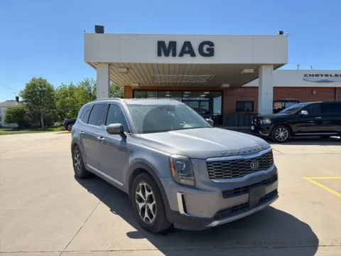 Silver 2021 Kia Telluride EX for sale in Chillicothe, MO