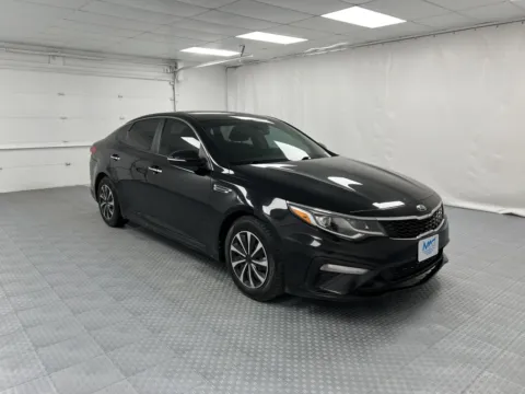 Black 2019 Kia Optima LX for sale in Chillicothe, MO
