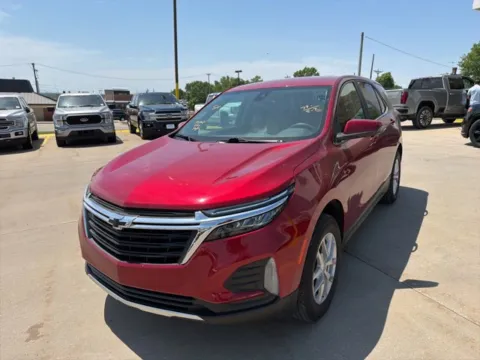 Photos of 2023 Chevrolet Equinox LT for sale in Chillicothe, MO at MAG CDJR