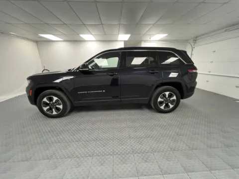More photos of 2024 Jeep Grand Cherokee 4xe 4x4 at MAG CDJR, MO