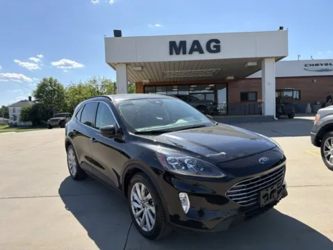 Gold 2021 Ford Escape Titanium Hybrid for sale in Chillicothe, MO