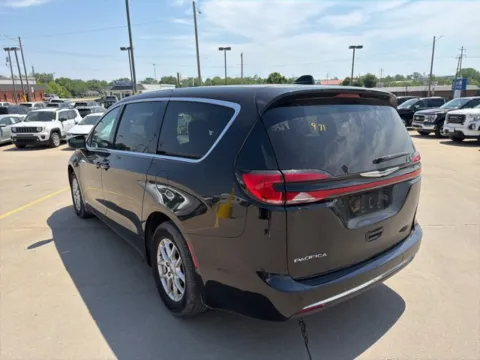 More photos of 2023 Chrysler Pacifica Touring L at MAG CDJR, MO