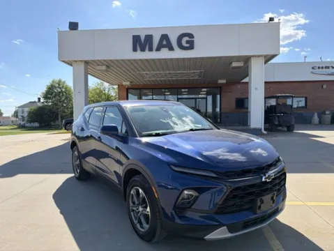 Blue 2023 Chevrolet Blazer LT for sale in Chillicothe, MO