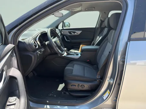 Another view of 2024 Chevrolet Blazer LT for sale in Chillicothe, MO at MAG CDJR