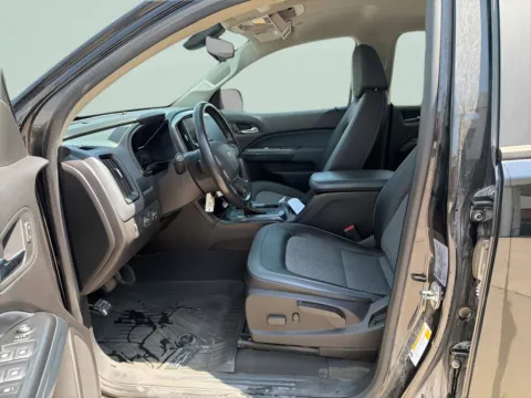 Another view of 2021 Chevrolet Colorado 4WD Z71 for sale in Chillicothe, MO at MAG CDJR