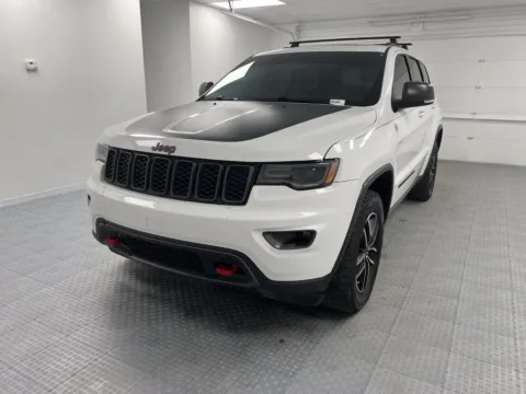 Another view of 2020 Jeep Grand Cherokee Trailhawk for sale in Chillicothe, MO at MAG CDJR