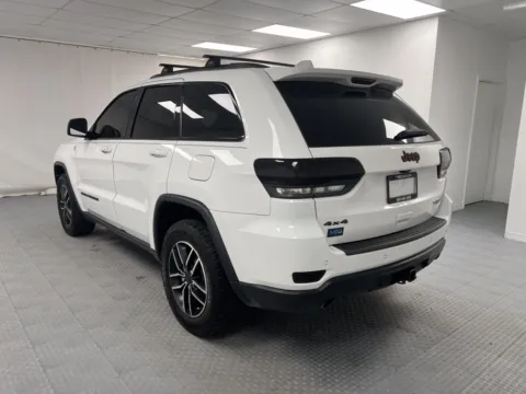 More photos of 2020 Jeep Grand Cherokee Trailhawk at MAG CDJR, MO
