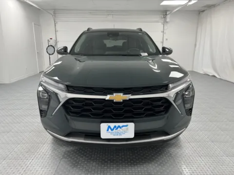 Photos of 2025 Chevrolet Trax LT for sale in Chillicothe, MO at MAG CDJR