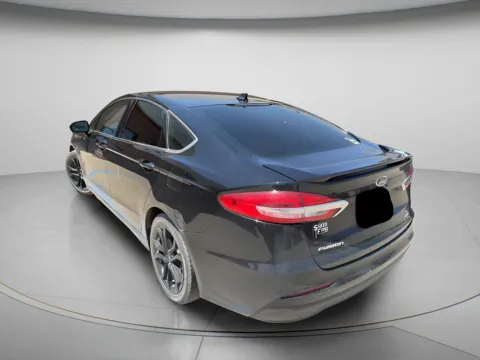 More photos of 2019 Ford Fusion SE at MAG CDJR, MO