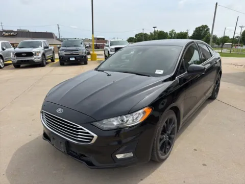 Photos of 2019 Ford Fusion SE for sale in Chillicothe, MO at MAG CDJR