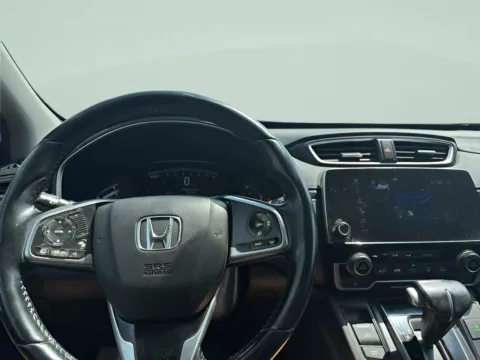 More photos of 2017 Honda CR-V Touring at MAG CDJR, MO