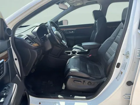 Another view of 2017 Honda CR-V Touring for sale in Chillicothe, MO at MAG CDJR