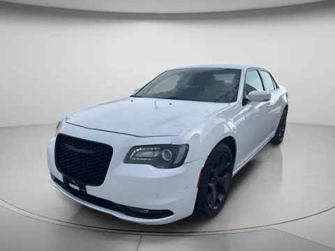 Photos of 2021 Chrysler 300 S for sale in Chillicothe, MO at MAG CDJR