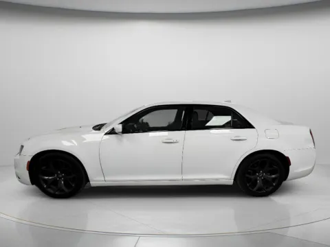More photos of 2021 Chrysler 300 S at MAG CDJR, MO