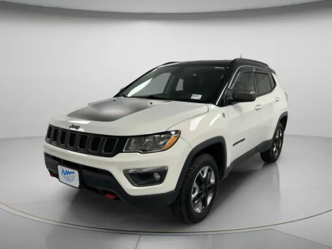More photos of 2018 Jeep Compass Trailhawk at MAG CDJR, MO