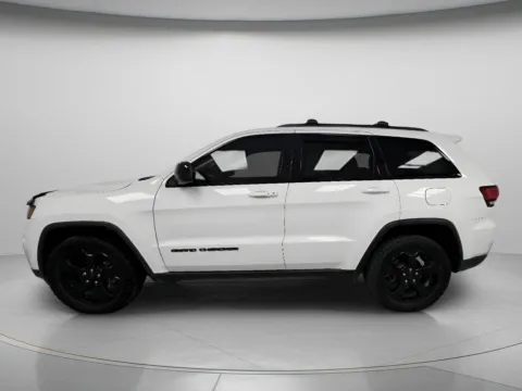 More photos of 2019 Jeep Grand Cherokee Upland at MAG CDJR, MO
