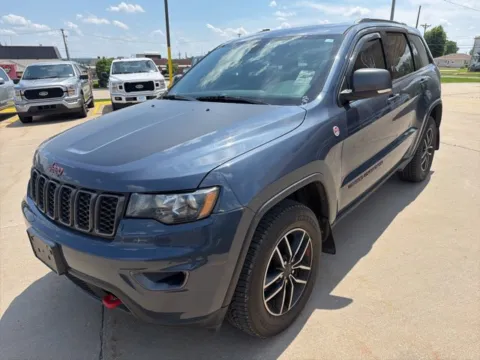 Photos of 2021 Jeep Grand Cherokee Trailhawk for sale in Chillicothe, MO at MAG CDJR