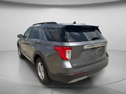 More photos of 2022 Ford Explorer XLT at MAG CDJR, MO