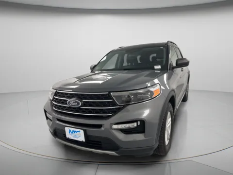More photos of 2022 Ford Explorer XLT at MAG CDJR, MO