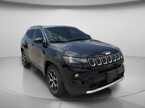 Black 2025 Jeep Compass Limited for sale in Chillicothe, MO