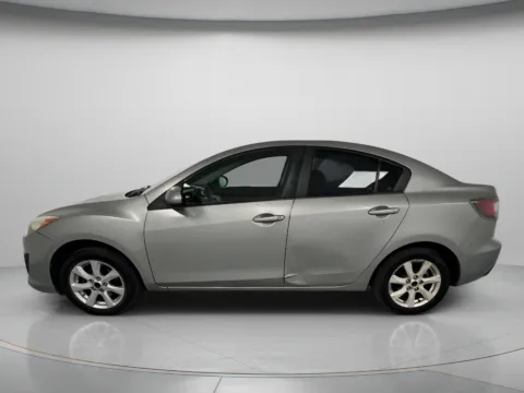 More photos of 2010 Mazda Mazda3 i Touring at MAG CDJR, MO