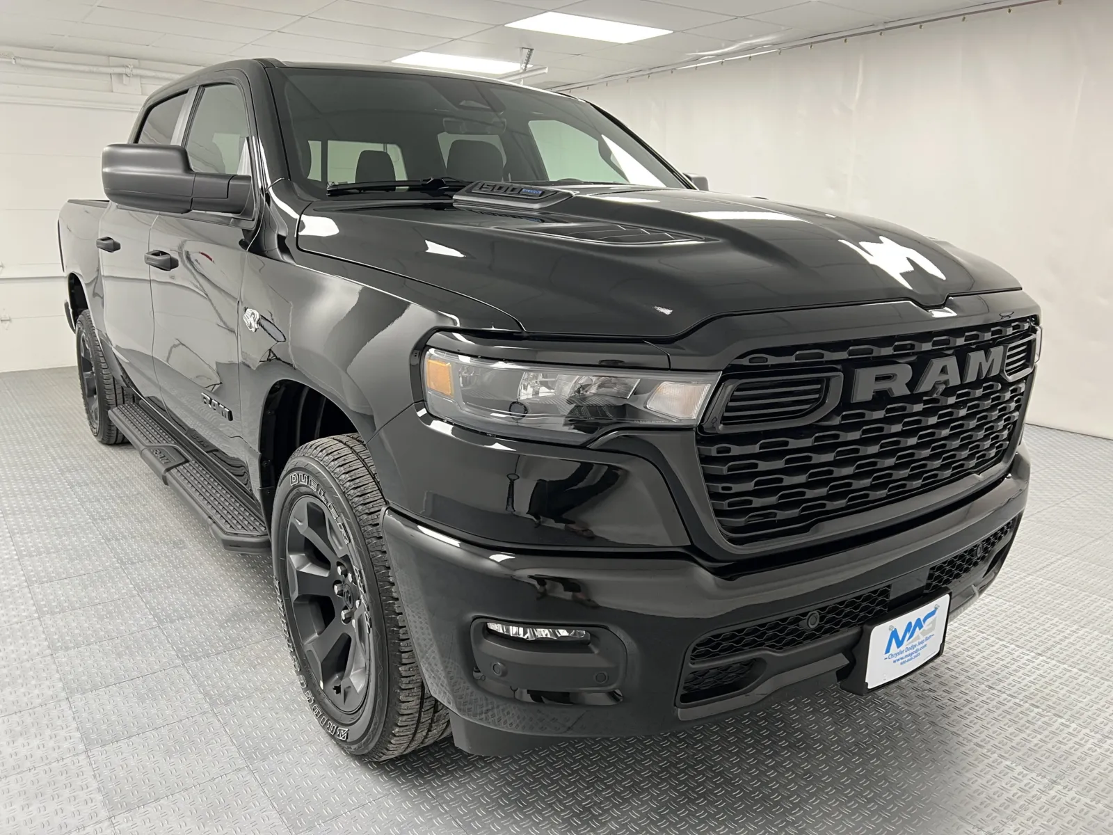 Black 2026 Ram 1500 Express for sale in Chillicothe, MO