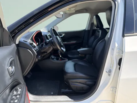 Another view of 2019 Jeep Compass Trailhawk for sale in Chillicothe, MO at MAG CDJR
