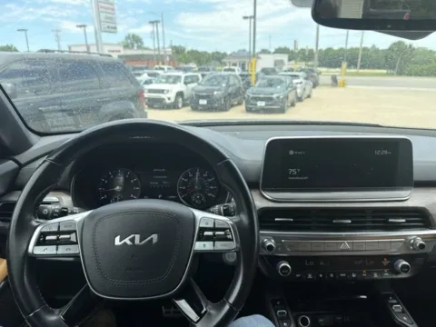 More photos of 2022 Kia Telluride SX at MAG CDJR, MO
