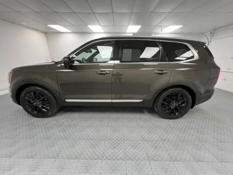More photos of 2022 Kia Telluride SX at MAG CDJR, MO