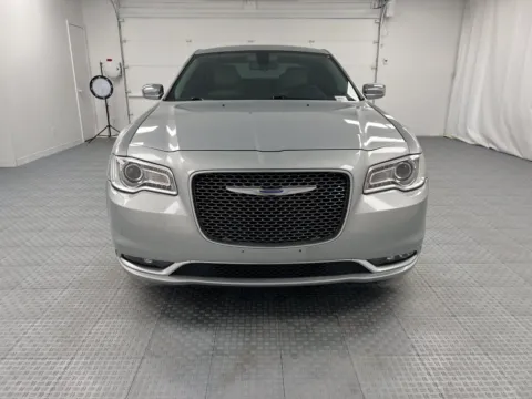 Photos of 2021 Chrysler 300 Touring L for sale in Chillicothe, MO at MAG CDJR