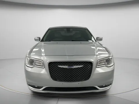 Photos of 2021 Chrysler 300 Touring L for sale in Chillicothe, MO at MAG CDJR
