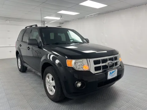 Black 2010 Ford Escape XLT for sale in Chillicothe, MO