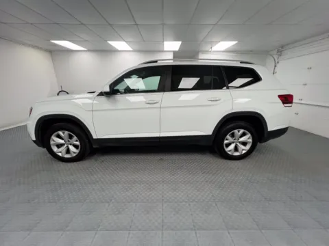More photos of 2018 Volkswagen Atlas 3.6L V6 SE at MAG CDJR, MO