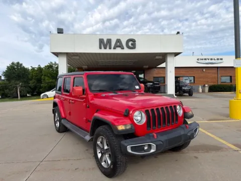 Red 2019 Jeep Wrangler Unlimited Sahara for sale in Chillicothe, MO