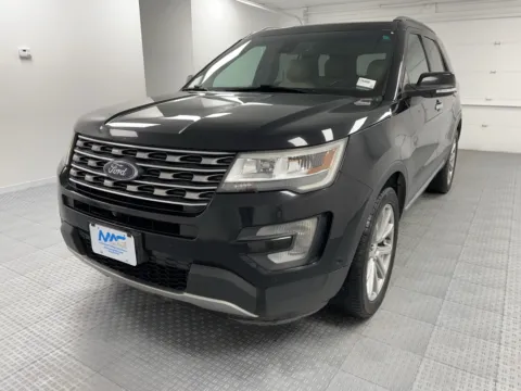 Another view of 2017 Ford Explorer Limited for sale in Chillicothe, MO at MAG CDJR
