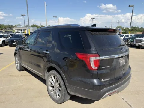 More photos of 2017 Ford Explorer Limited at MAG CDJR, MO