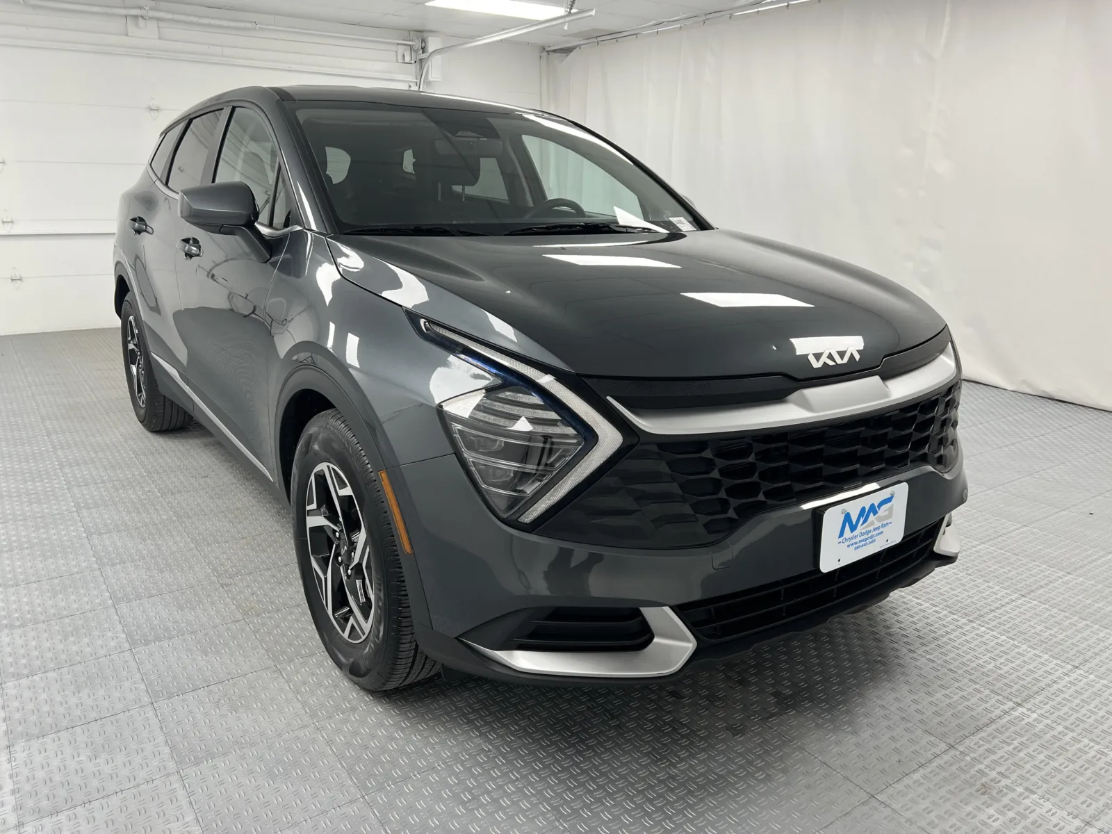 Gray 2024 Kia Sportage LX for sale in Chillicothe, MO