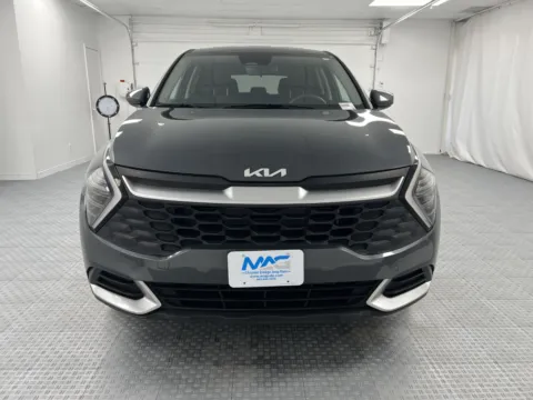 Photos of 2024 Kia Sportage LX for sale in Chillicothe, MO at MAG CDJR