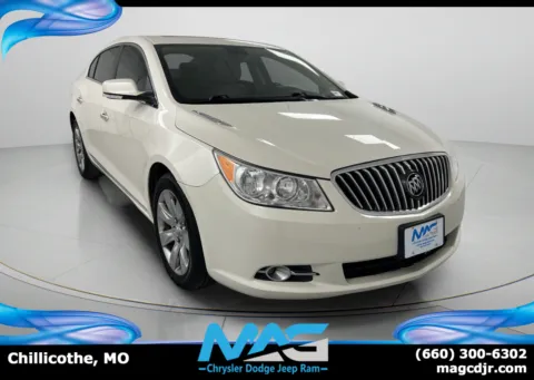 White 2013 Buick LaCrosse Premium 2 for sale in Chillicothe, MO