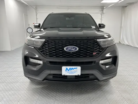Photos of 2020 Ford Explorer ST for sale in Chillicothe, MO at MAG CDJR