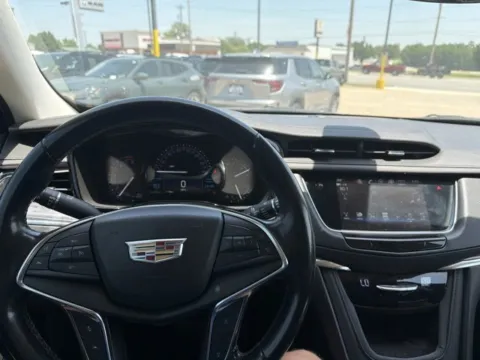More photos of 2019 Cadillac XT5 Luxury FWD at MAG CDJR, MO