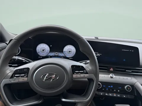 More photos of 2023 Hyundai Elantra SEL at MAG CDJR, MO