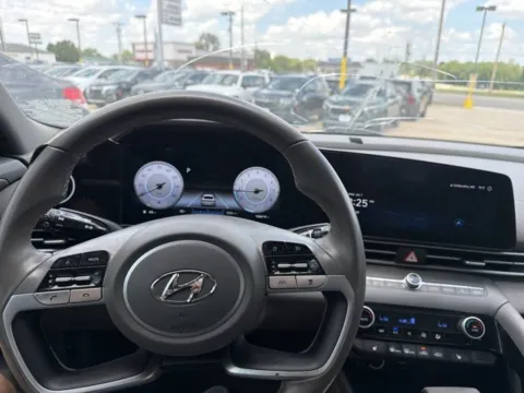 More photos of 2023 Hyundai Elantra SEL at MAG CDJR, MO