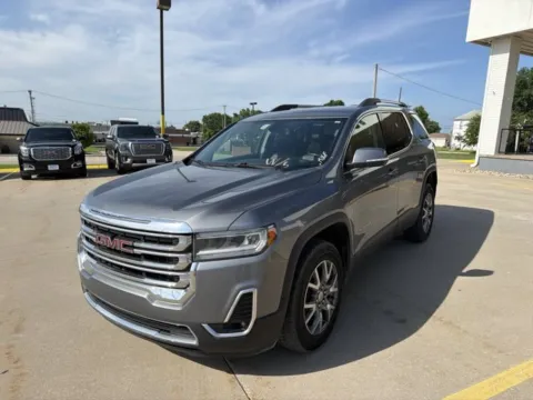 Photos of 2020 GMC Acadia SLT for sale in Chillicothe, MO at MAG CDJR