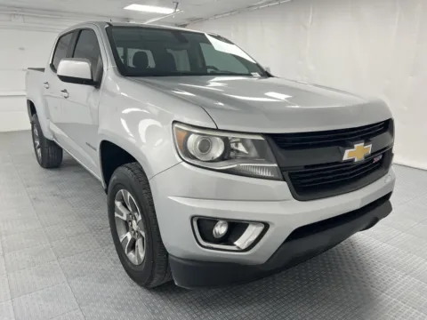 Silver 2020 Chevrolet Colorado 2WD Z71 for sale in Chillicothe, MO