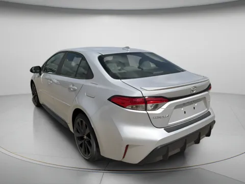 More photos of 2024 Toyota Corolla SE at MAG CDJR, MO